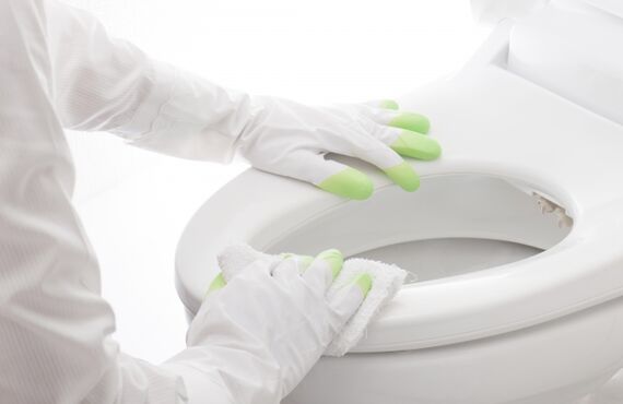 トイレクリーニングで尿石、臭い除去！！福岡のクリーニングならクリーンスタイルへ